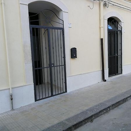 Syracuseapartments Isonzo Di Siracusa Stupendo Appartamento Vicino Ad Ortigia E A 200M Dal Mare 外观 照片
