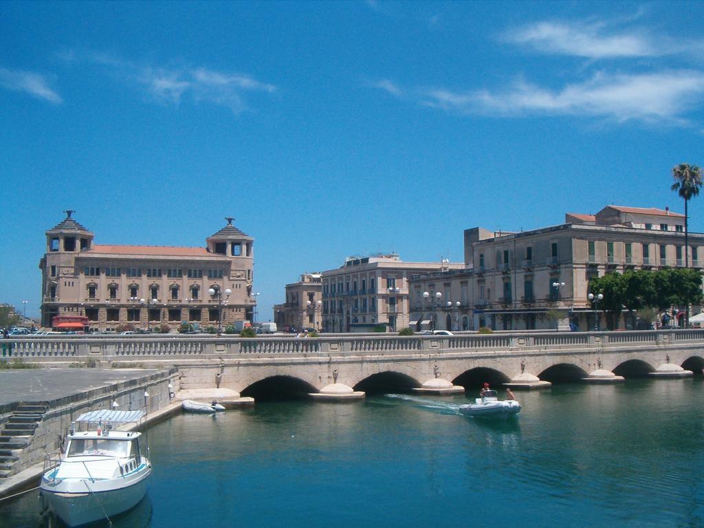 Syracuseapartments Isonzo Di Siracusa Stupendo Appartamento Vicino Ad Ortigia E A 200M Dal Mare 外观 照片